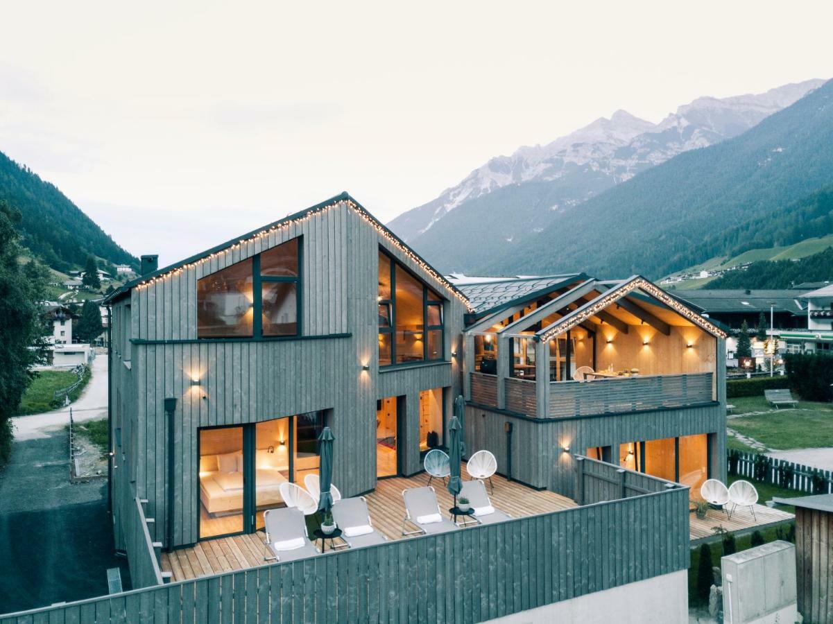 Ferienhaus Zum Stubaier Gletscher - Dorf Neustift im Stubaital Exterior foto